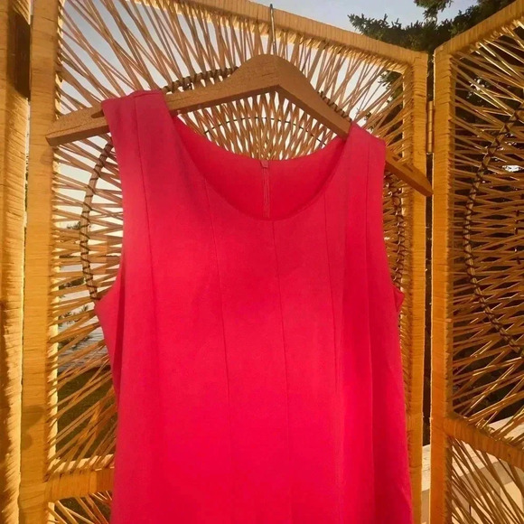 FREE with purchase of 2 or more items 💕 MIKO  woman’s mini dress sleeveless tank - Picture 4 of 10